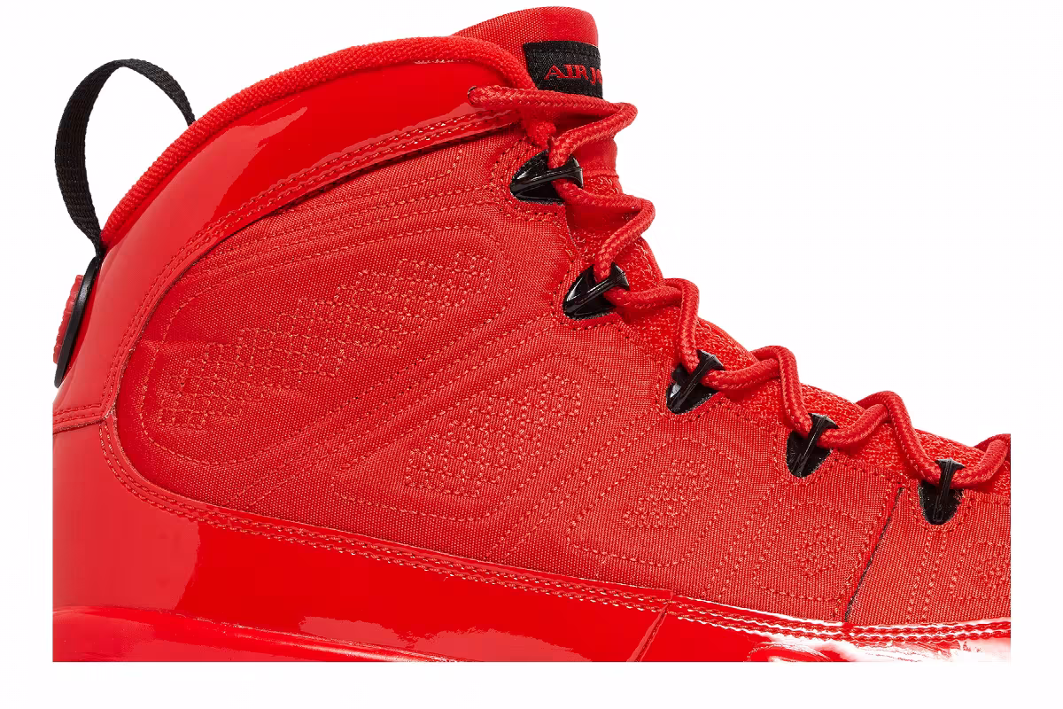 Air Jordan 9 Chile Red, view 3