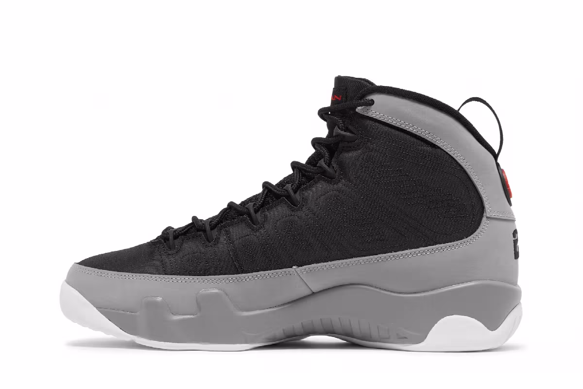 Air Jordan 9 Particle Grey, view 4