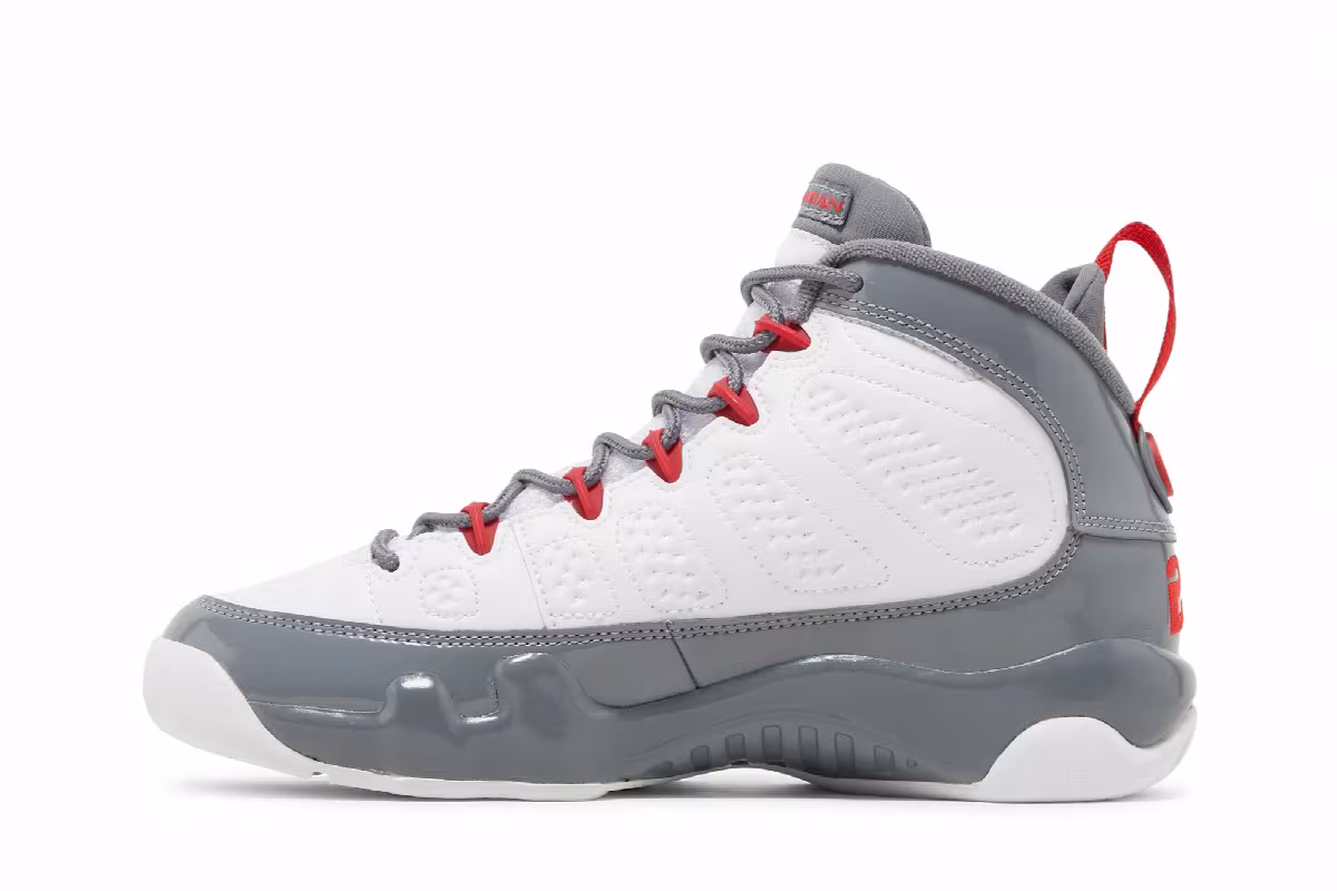 Air Jordan 9 GS Fire Red, view 4