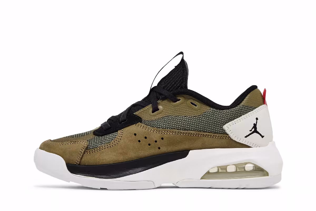 Air Jordan Women's Jordan Air 200E Medium Olive, view 4