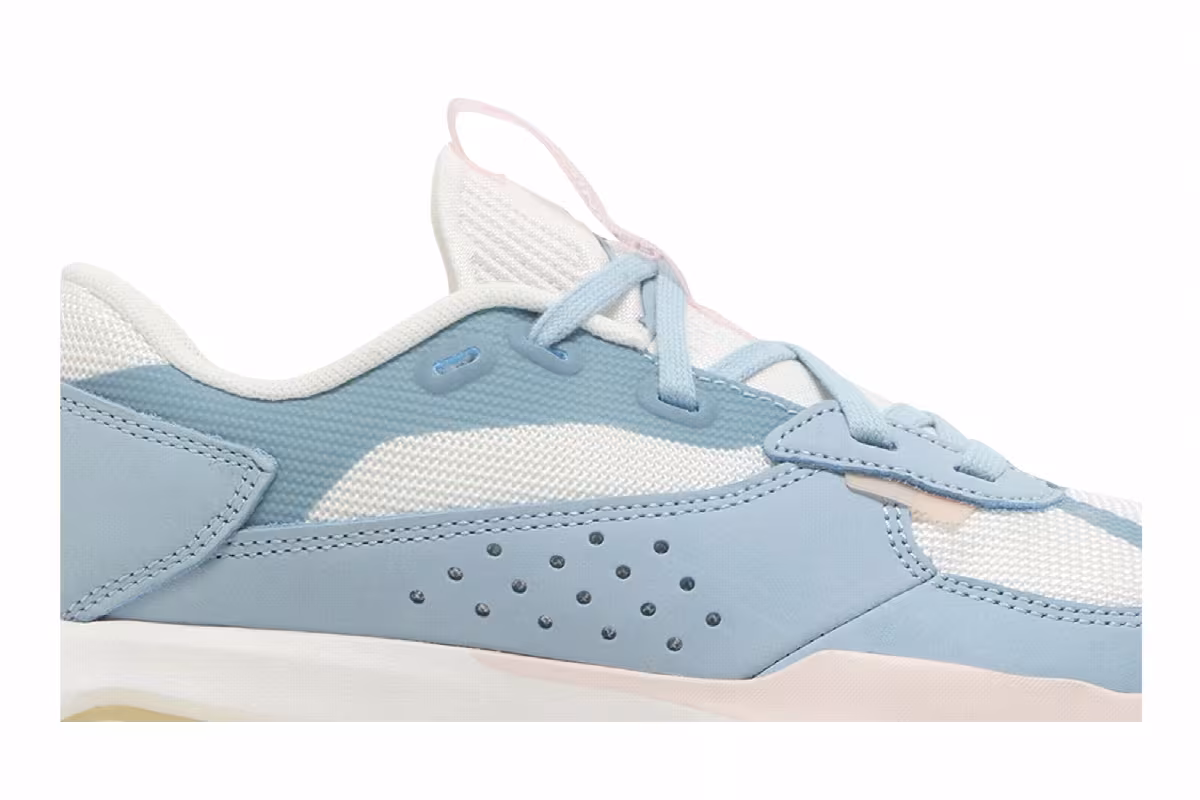 Air Jordan Women's Jordan Air 200E Worn Blue, view 3