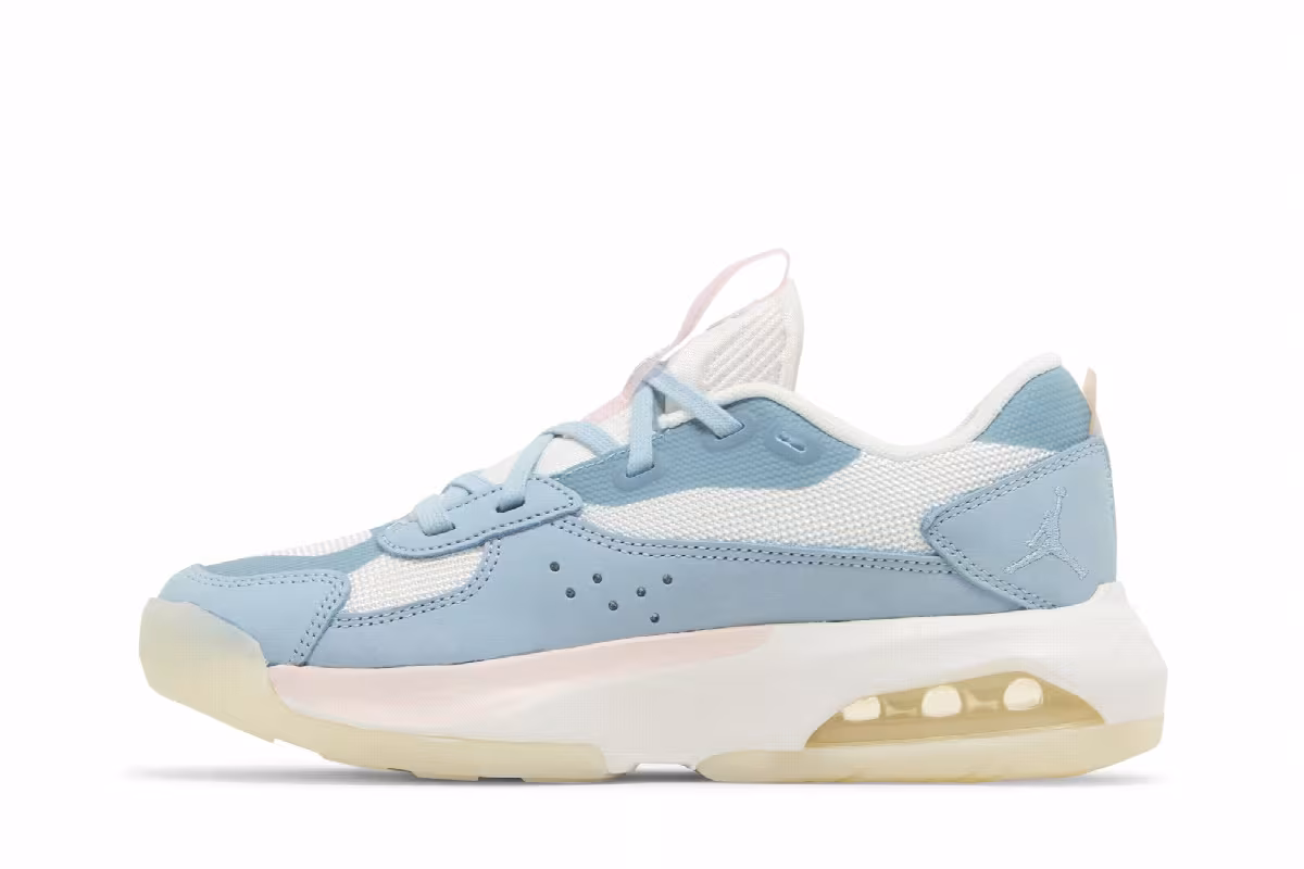 Air Jordan Women's Jordan Air 200E Worn Blue, view 4