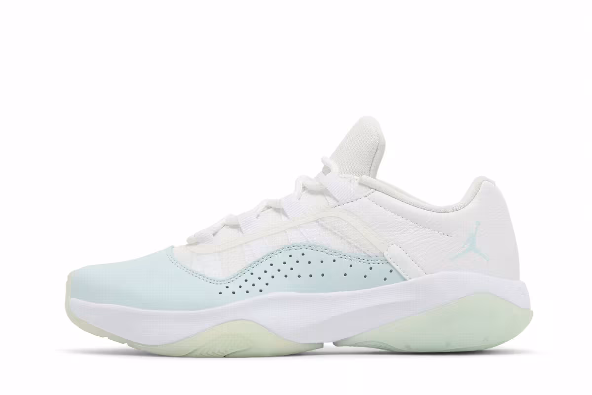 Women's Air Jordan 11 CMFT Low Igloo, view 4