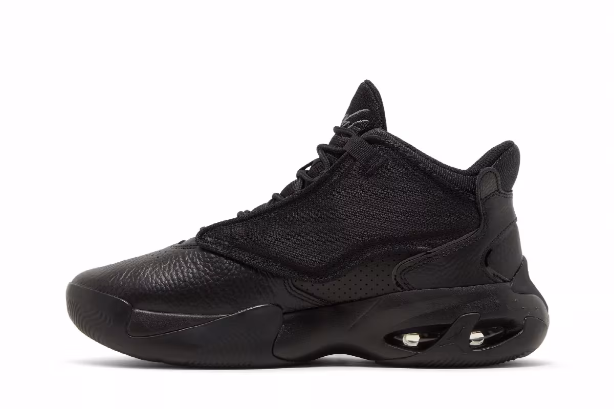 Air Jordan Max Aura 4 Black Anthracite, view 4