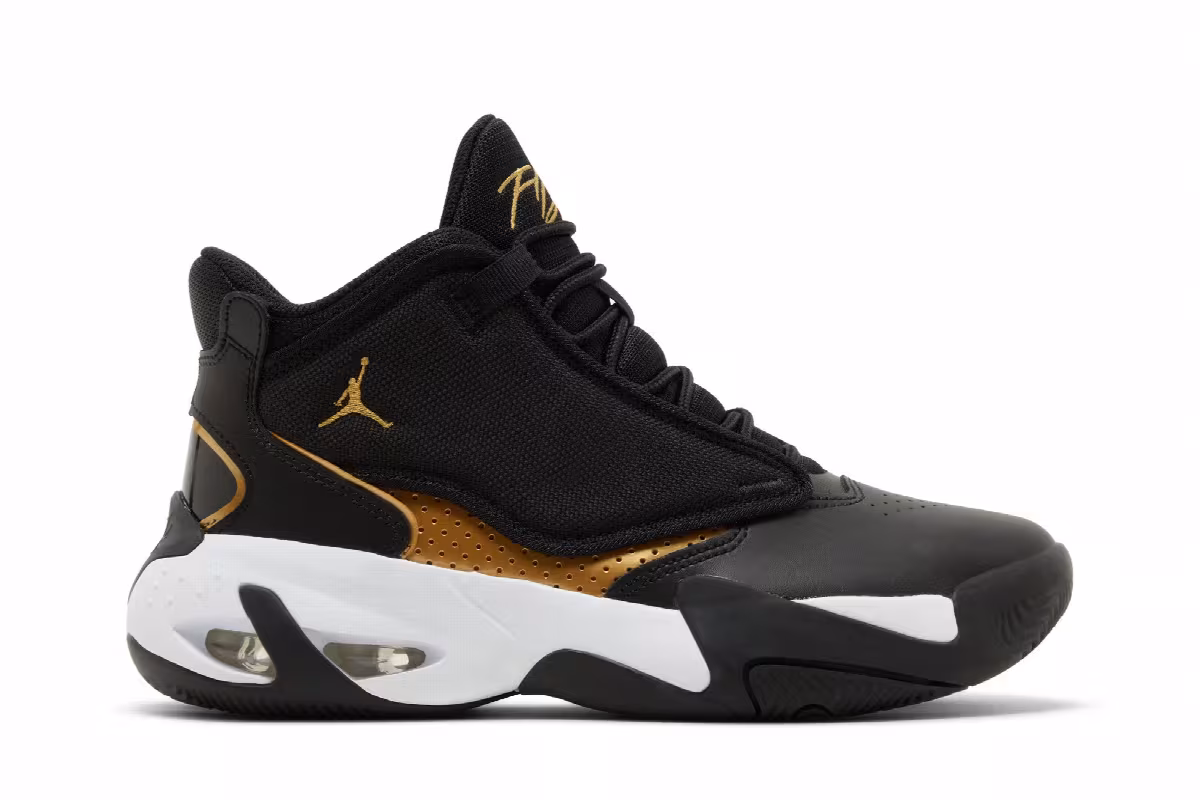 Air Jordan Max Aura 4 GS Black Metallic Gold, view 2
