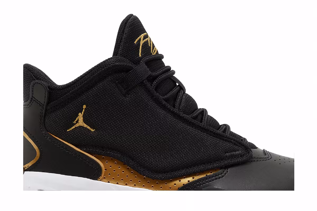 Air Jordan Max Aura 4 GS Black Metallic Gold, view 3