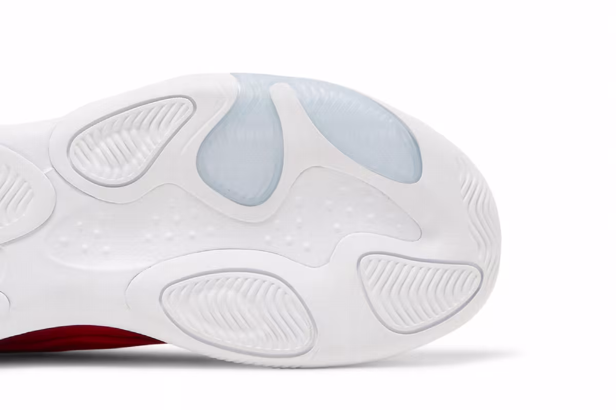 Air Jordan Max Aura 4 University Red, view 6