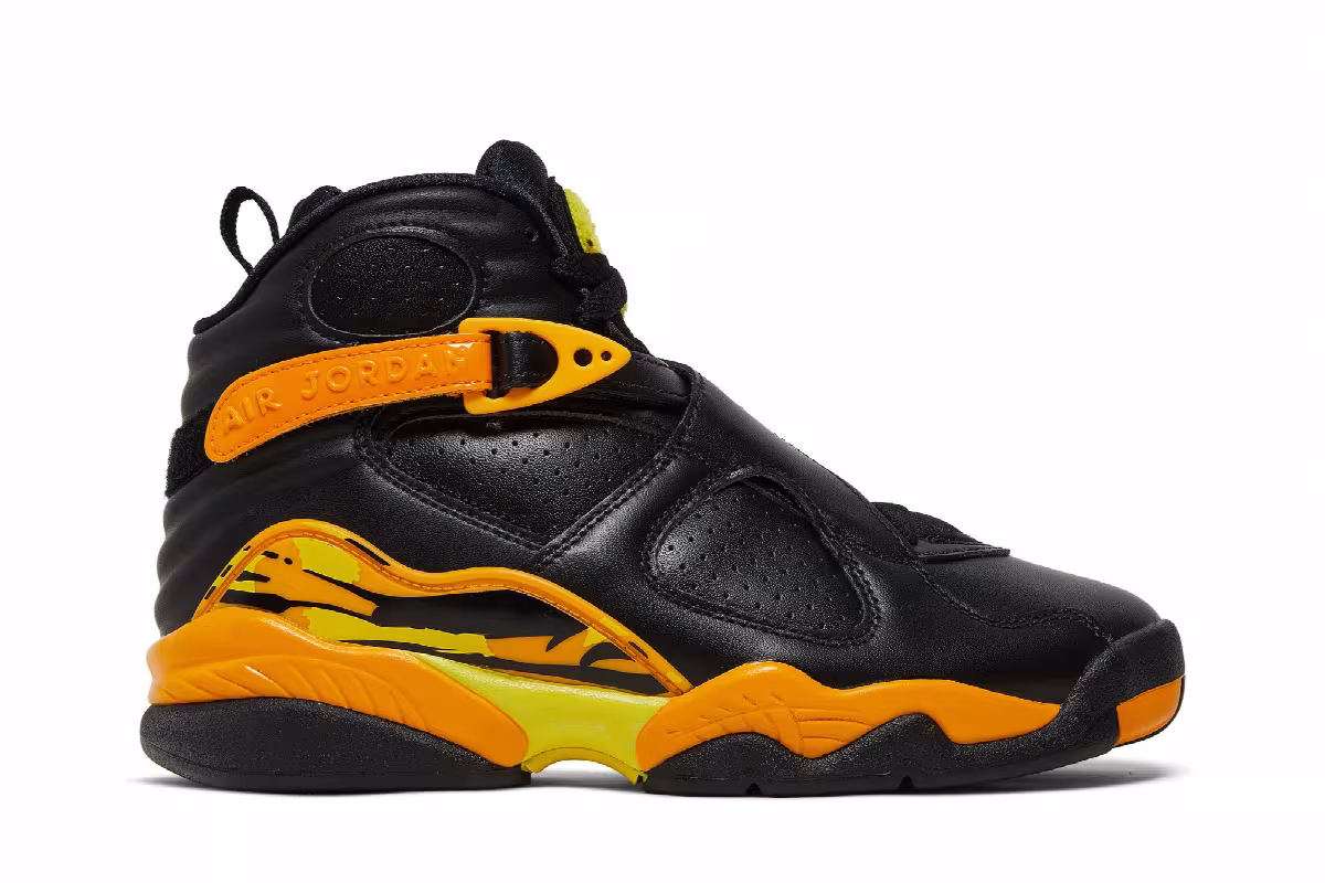Women's Air Jordan 8 Taxi, view 2