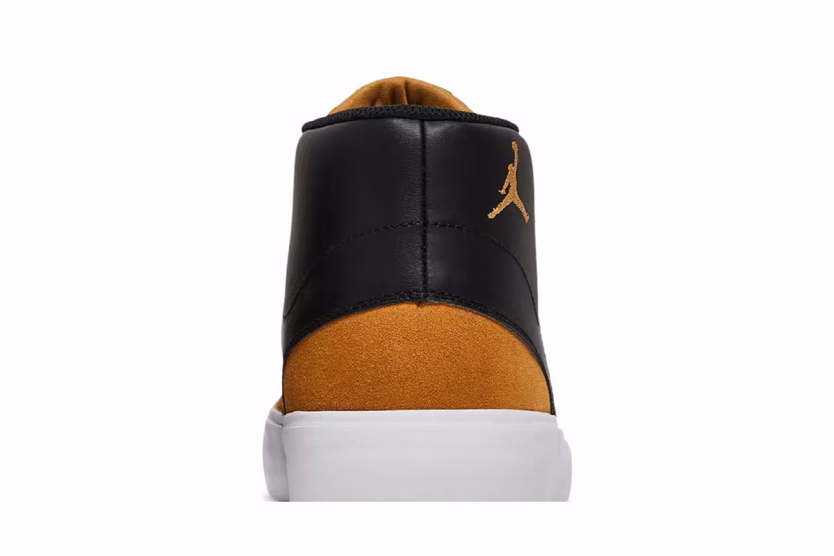 Air Jordan Series.03 Mid Elemental Gold, view 8