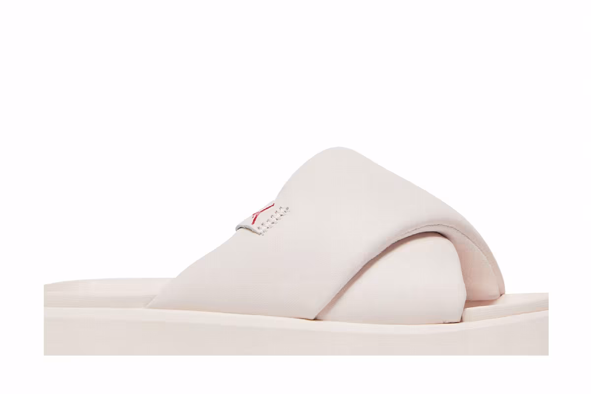 Air Jordan Women's Jordan Sophia Slide Light Soft Pink, view 3