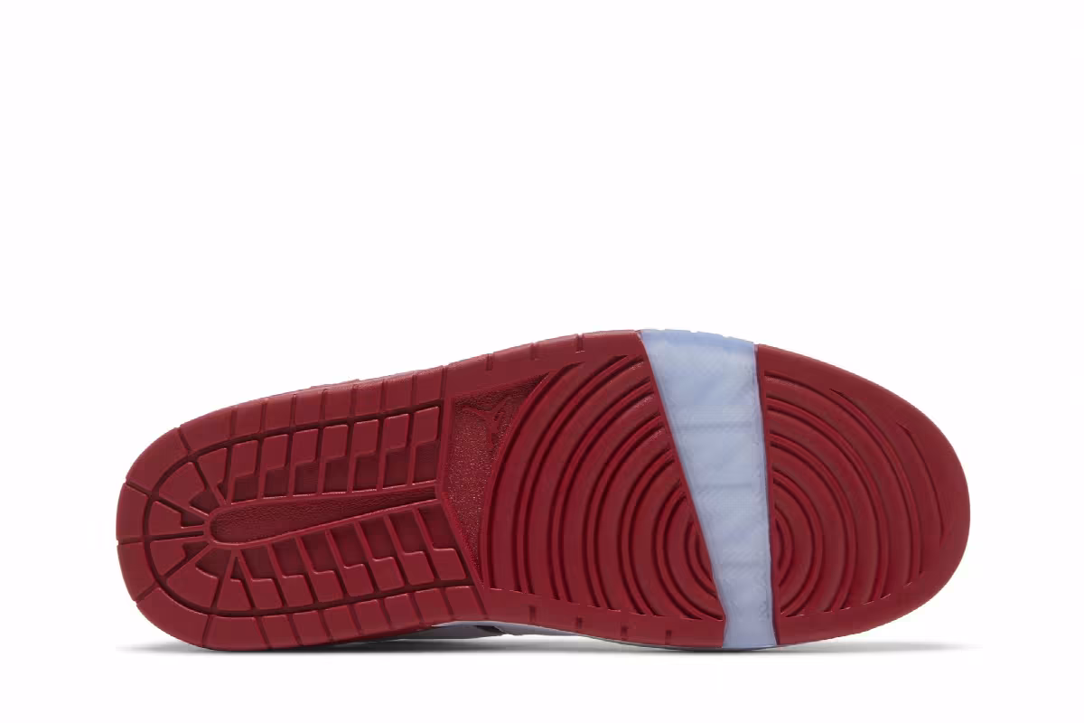 Air Jordan Nu 1 Low Chicago 2022, view 5