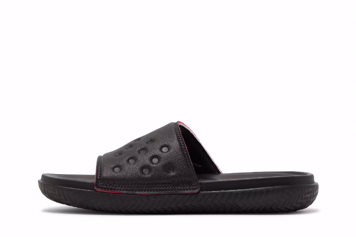 Air Jordan Play Slide Black University Red, view 4