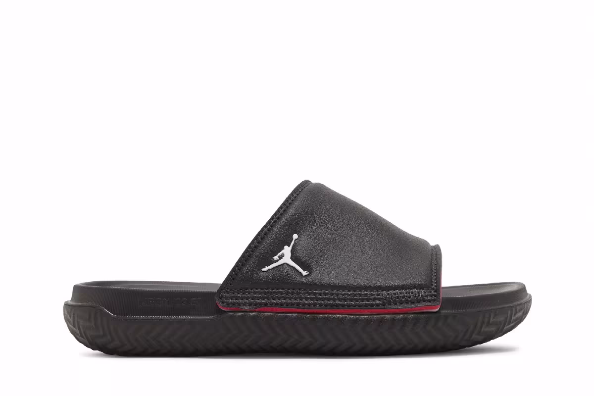 Air Jordan Play Slide GS Black University Red, view 2