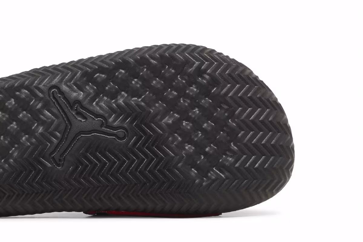 Air Jordan Play Slide GS Black University Red, view 6