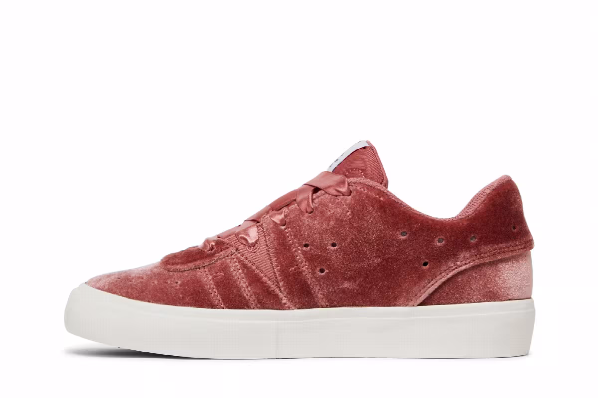 Air Jordan Women's Jordan Series.05 SE Low Rose Velvet, view 4
