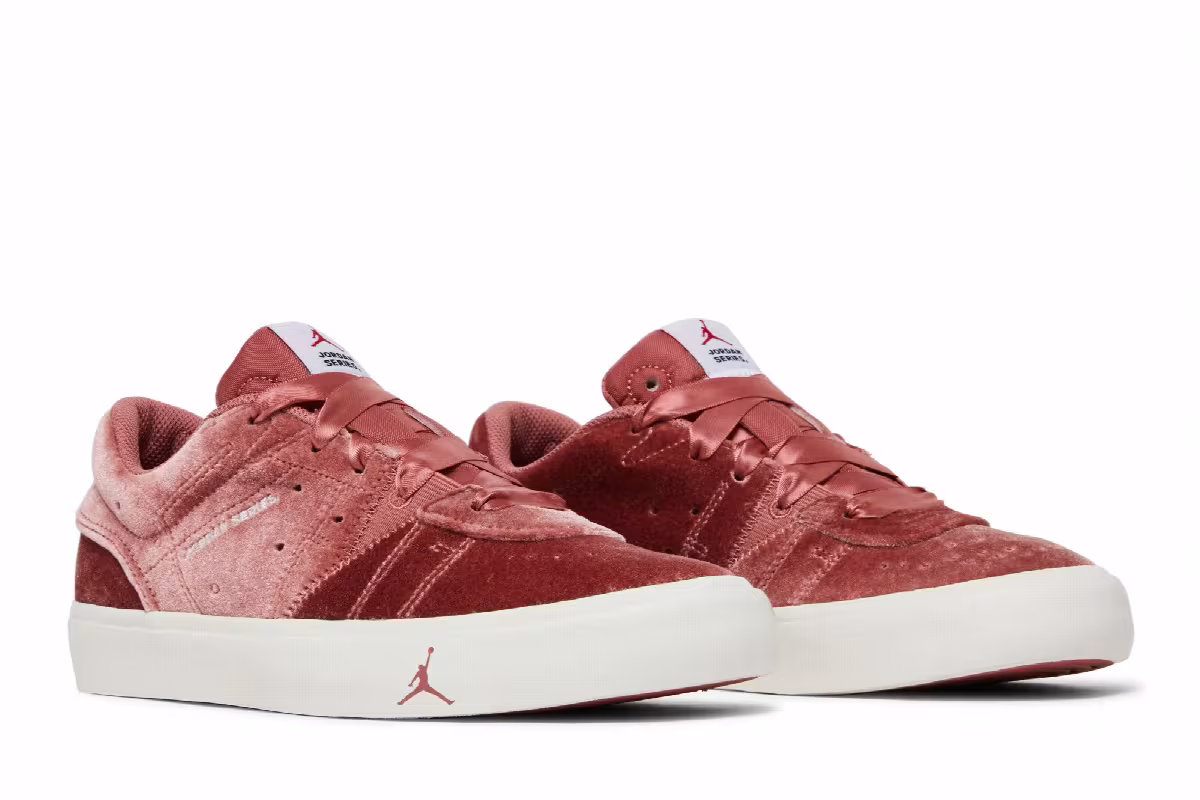 Air Jordan Women's Jordan Series.05 SE Low Rose Velvet, view 9