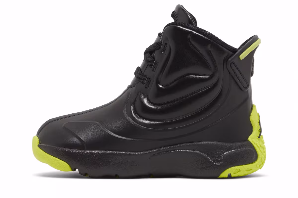 Air Jordan Drip 23 Rain Boot TD Black Atomic Green, view 4