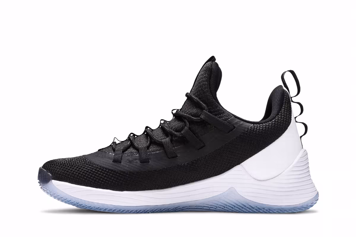 Air Jordan Ultra Fly.2 Low Black, view 4