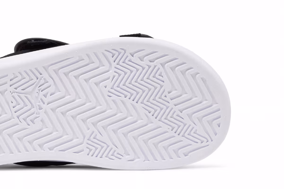 Air Jordan LS Slide Black University Red, view 6