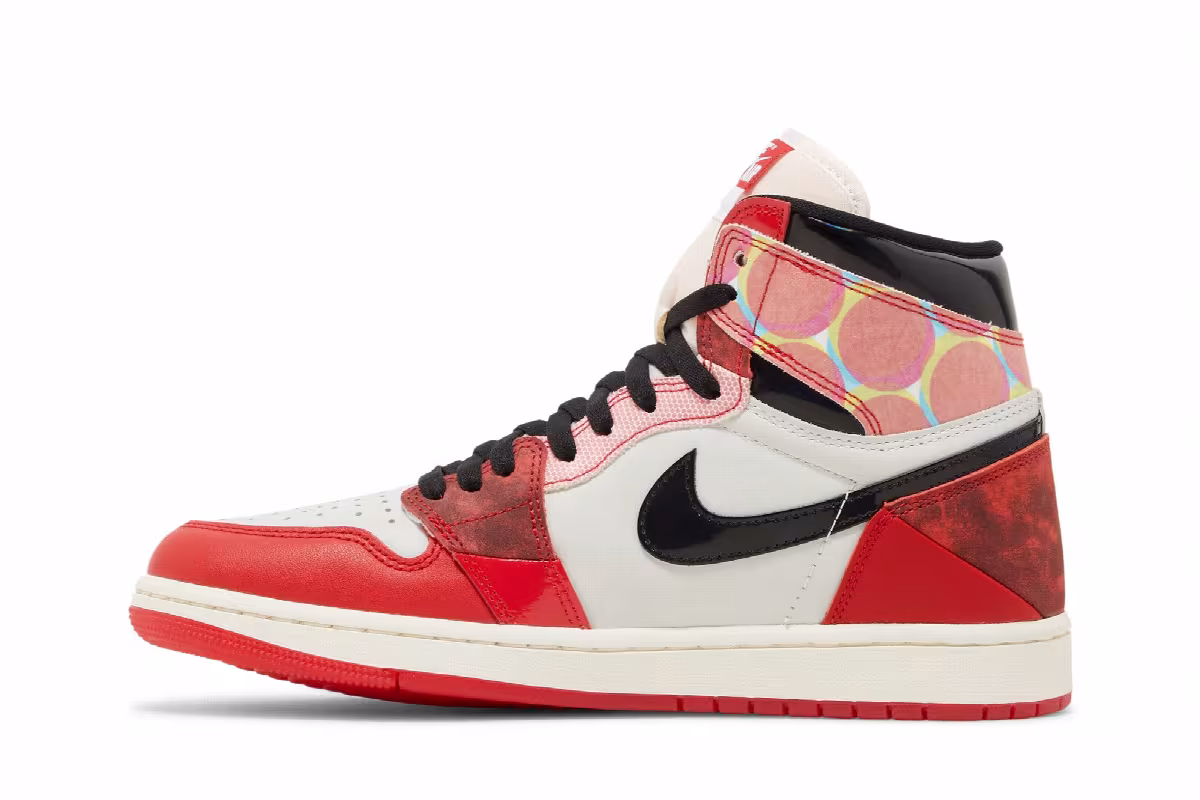 Marvel x Air Jordan 1 High OG Next Chapter, view 4
