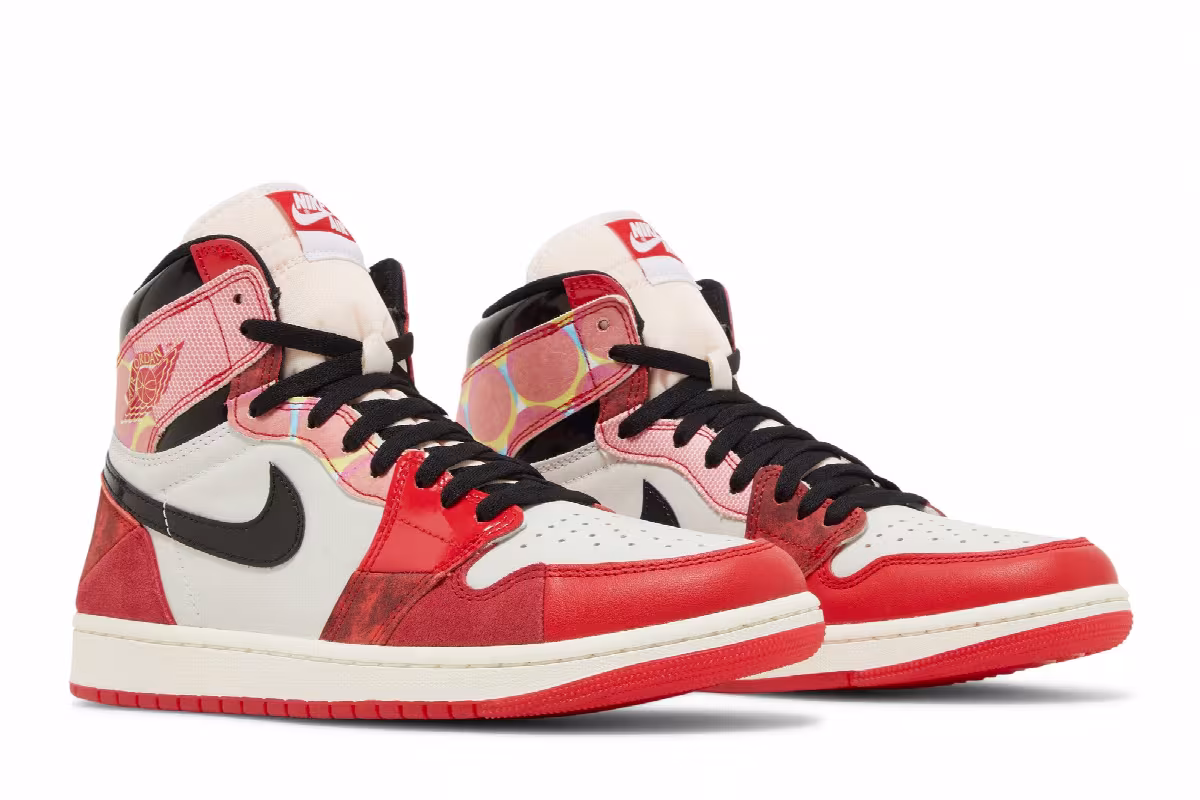 Marvel x Air Jordan 1 High OG Next Chapter, view 9