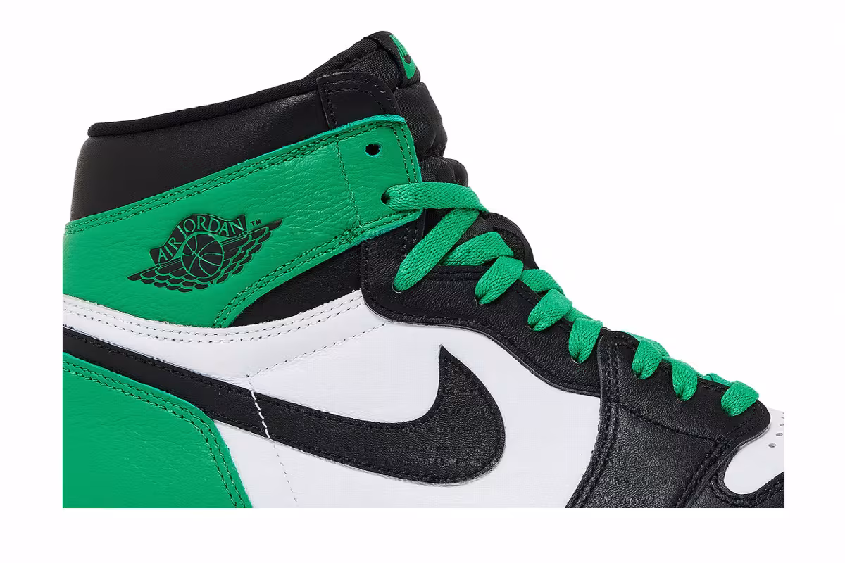 Air Jordan 1 High OG Lucky Green, view 3