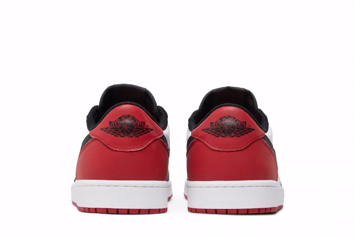 Air Jordan 1 Low OG Black Toe, view 7