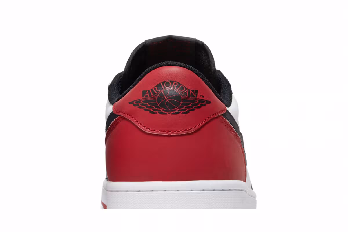 Air Jordan 1 Low OG Black Toe, view 8