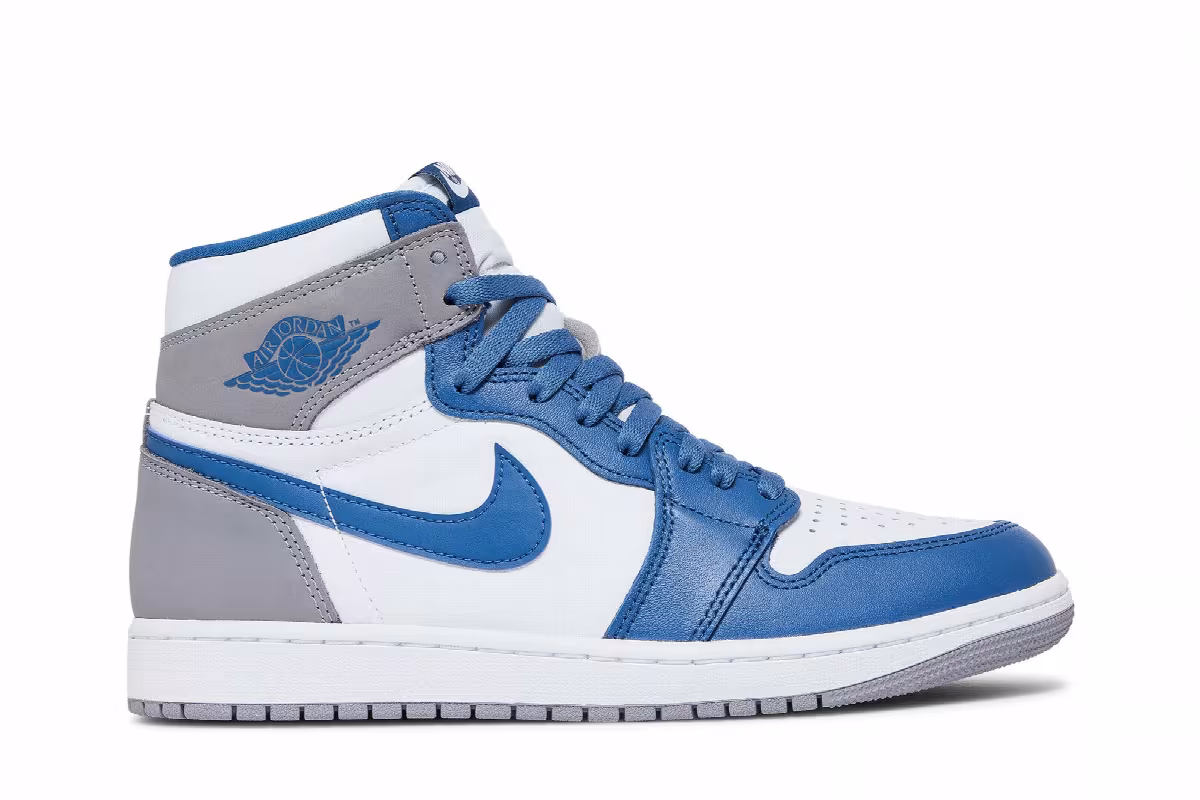 Air Jordan 1 High OG True Blue, view 2