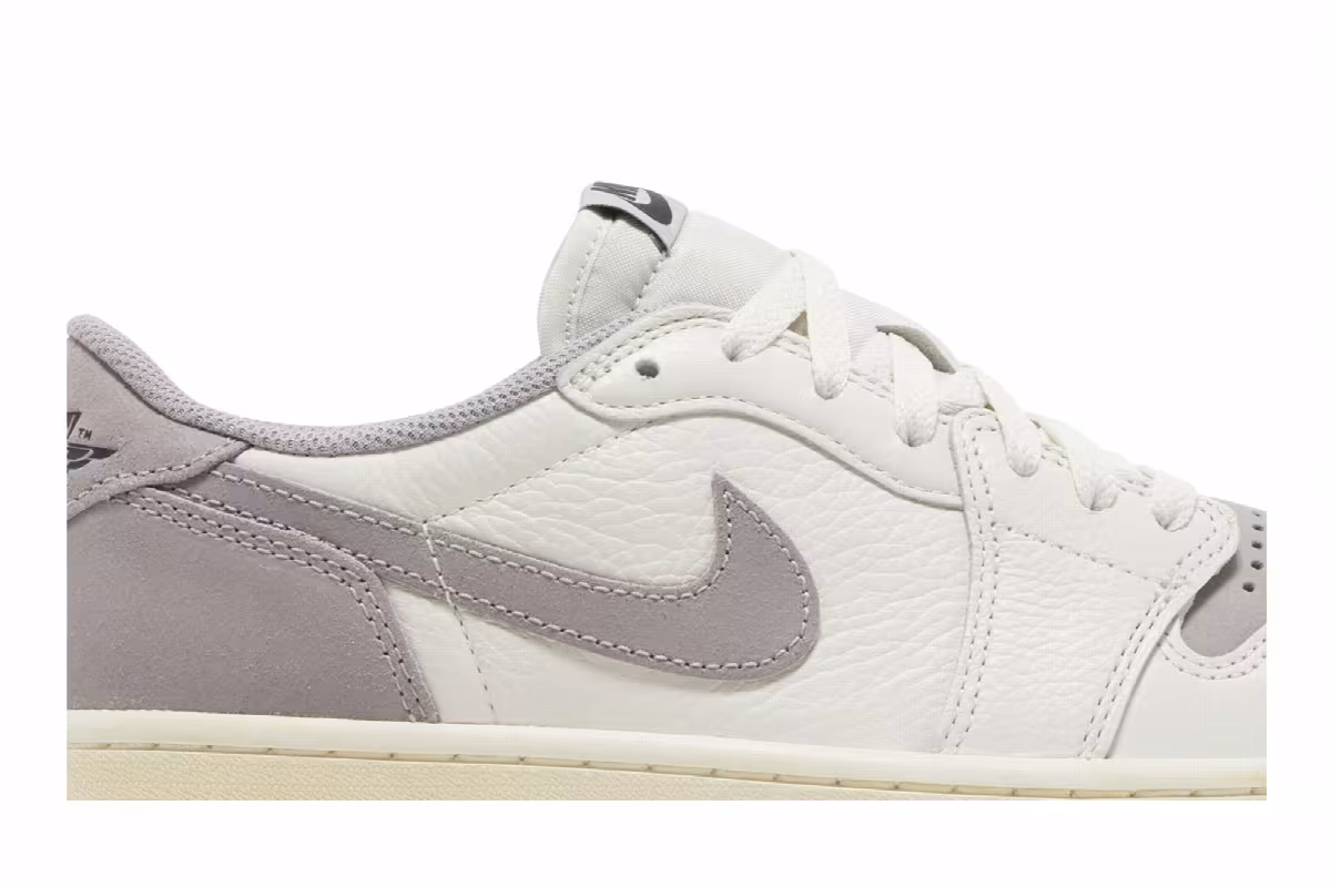 Air Jordan 1 Low OG Atmosphere Grey, view 3