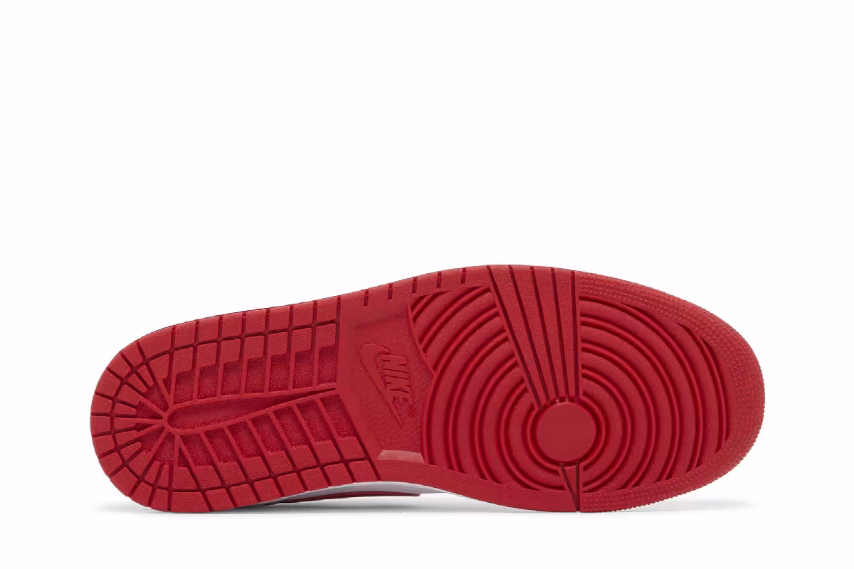 Air Jordan 1 Low OG University Red, view 5