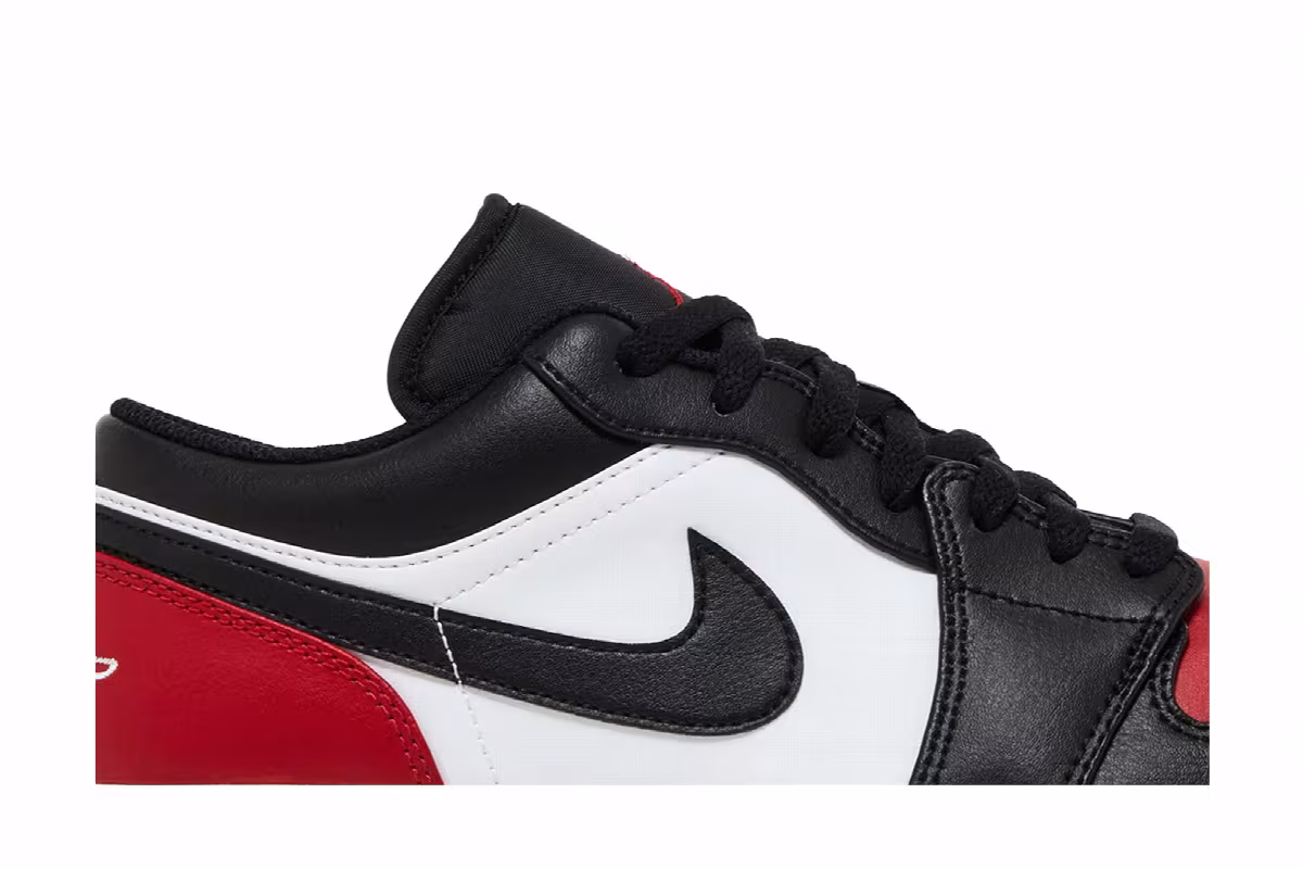 Air Jordan 1 Low Bred Toe 2.0, view 3