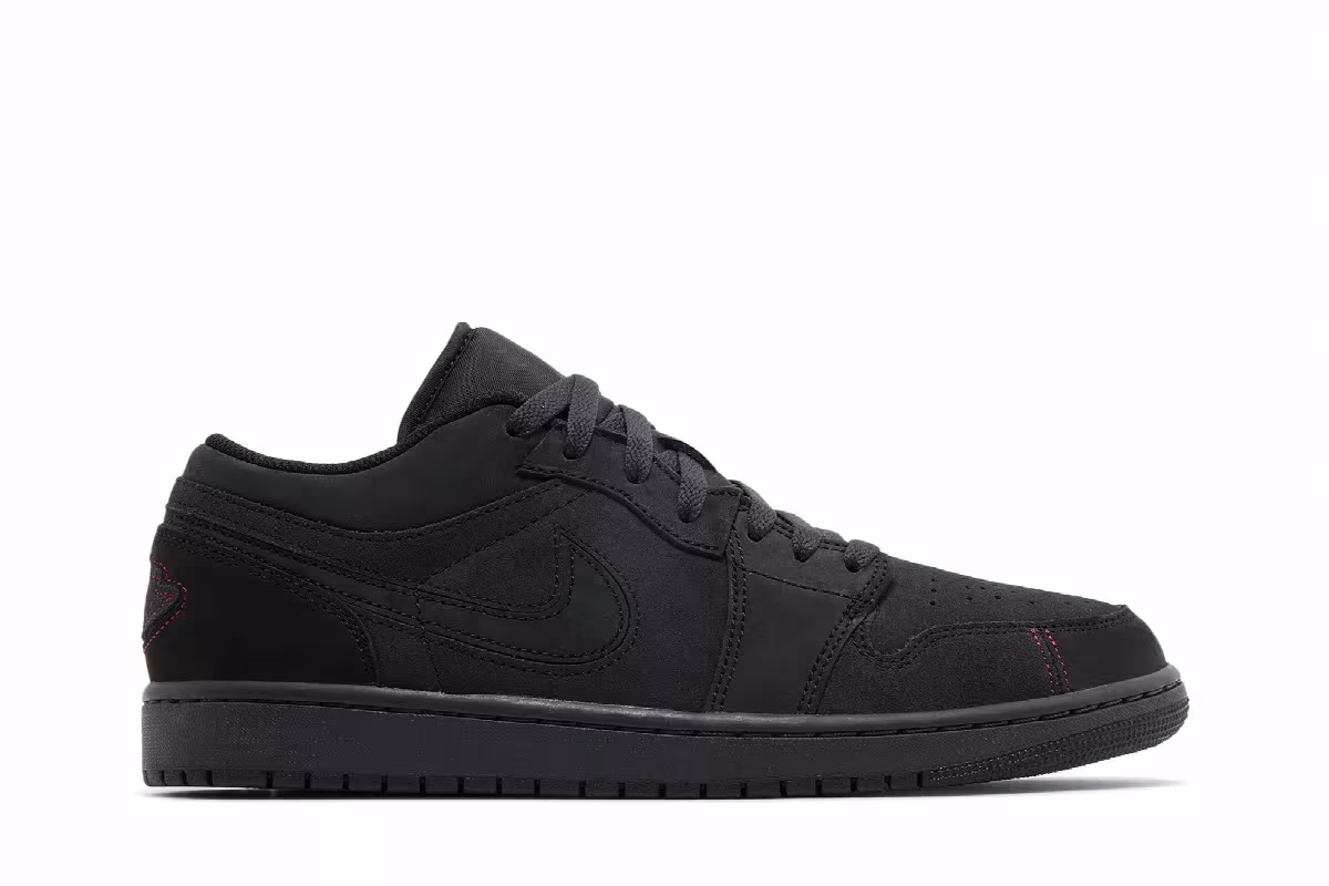 Air Jordan 1 Low SE Craft Dark Smoke Red, view 2