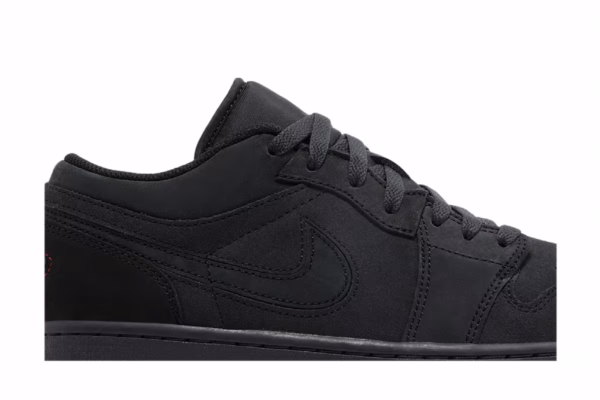 Air Jordan 1 Low SE Craft Dark Smoke Red, view 3
