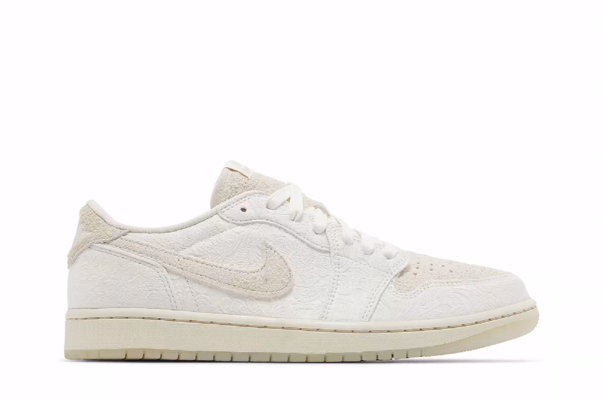 Chris Paul x Air Jordan 1 Low OG Give Them Flowers, view 2