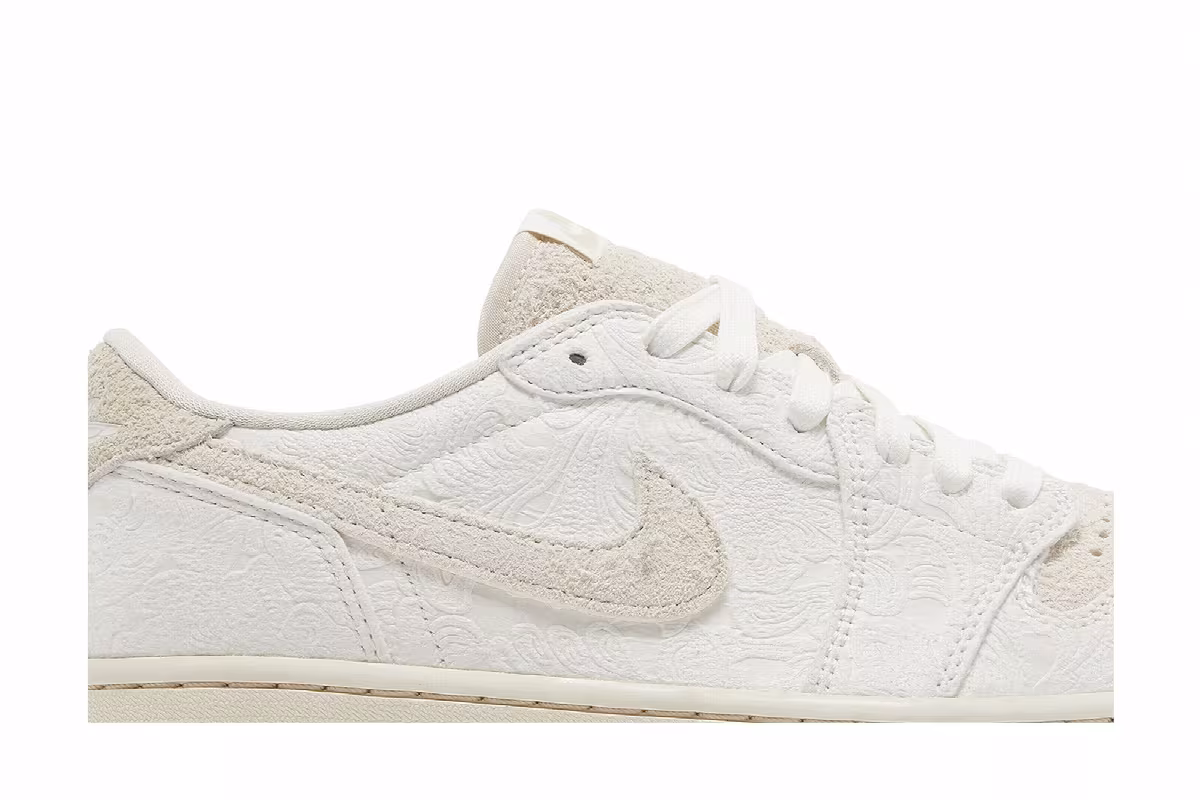 Chris Paul x Air Jordan 1 Low OG Give Them Flowers, view 3