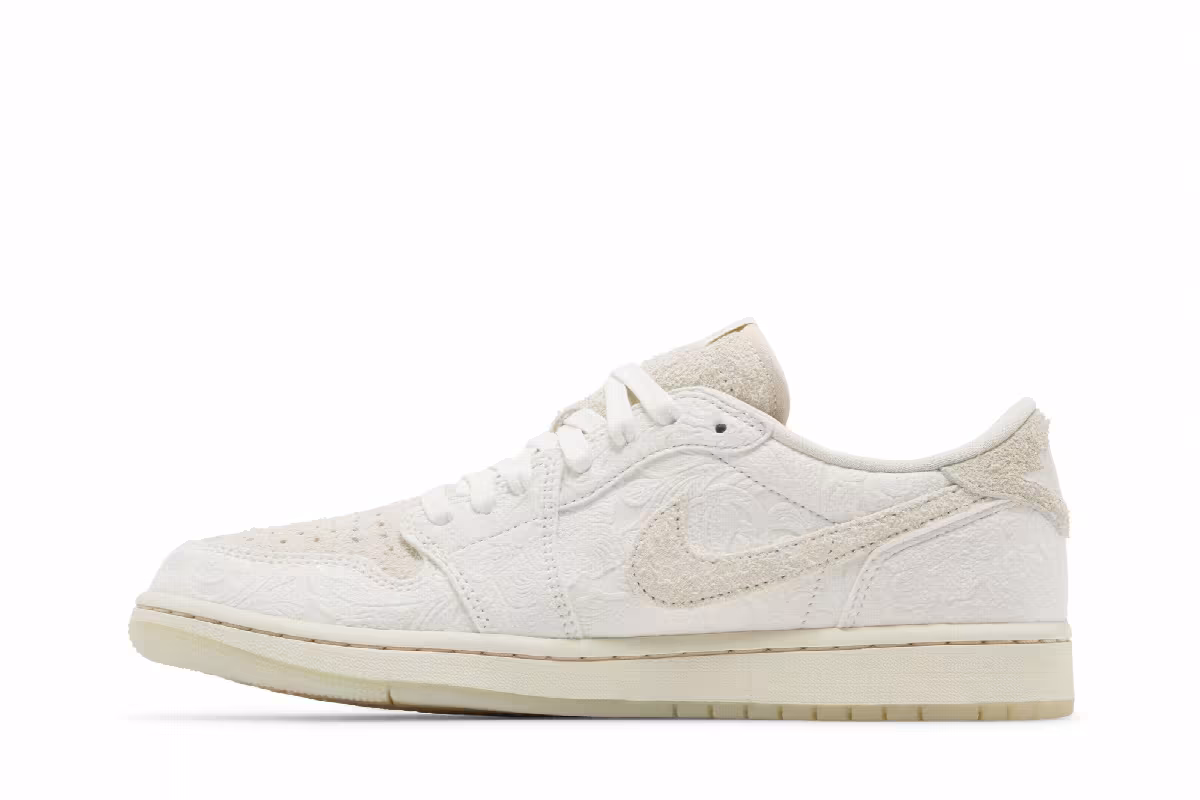 Chris Paul x Air Jordan 1 Low OG Give Them Flowers, view 4