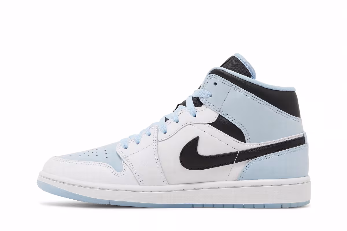 Air Jordan 1 Mid SE White Ice Blue, view 4