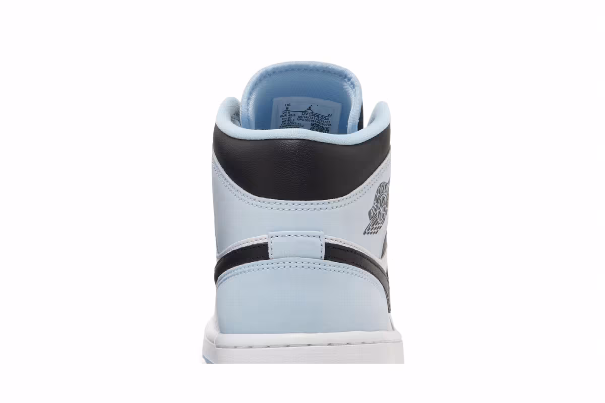 Air Jordan 1 Mid SE White Ice Blue, view 8