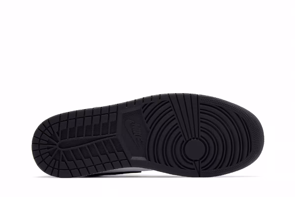 Air Jordan 1 Mid SE Panda Elephant, view 5