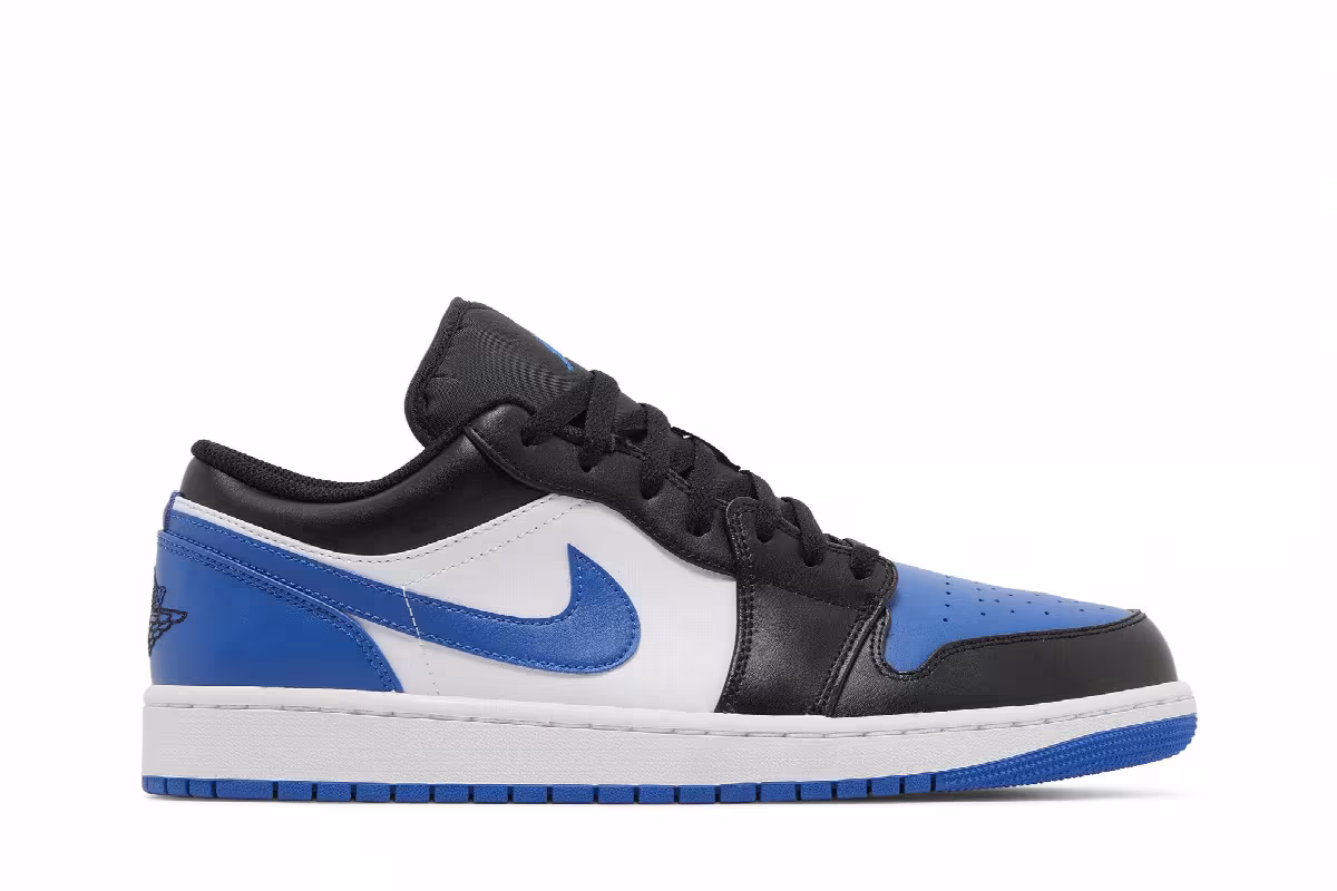 Air Jordan 1 Low Alternate Royal Toe, view 2