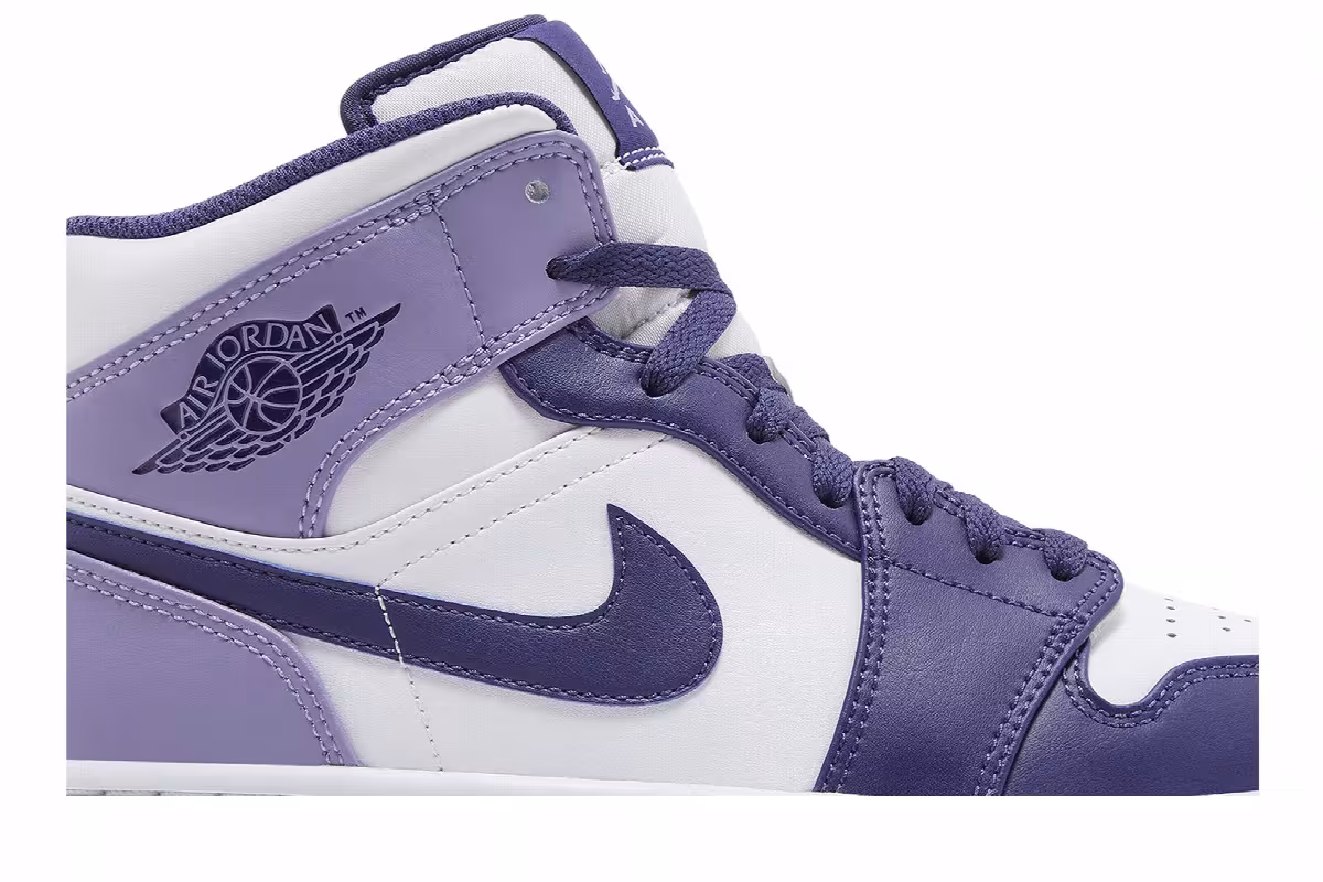 Air Jordan 1 Mid Sky J Purple, view 3