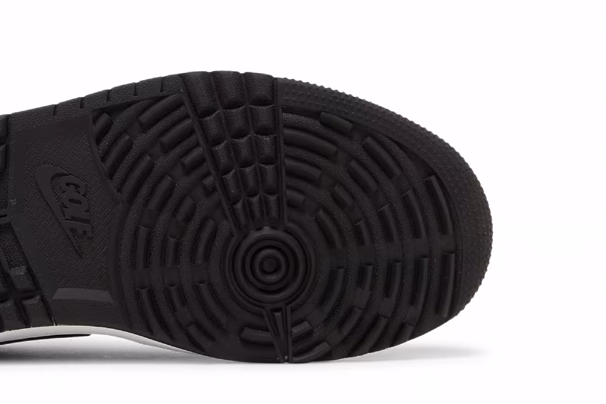 Air Jordan 1 Low Golf Black Crocodile, view 6