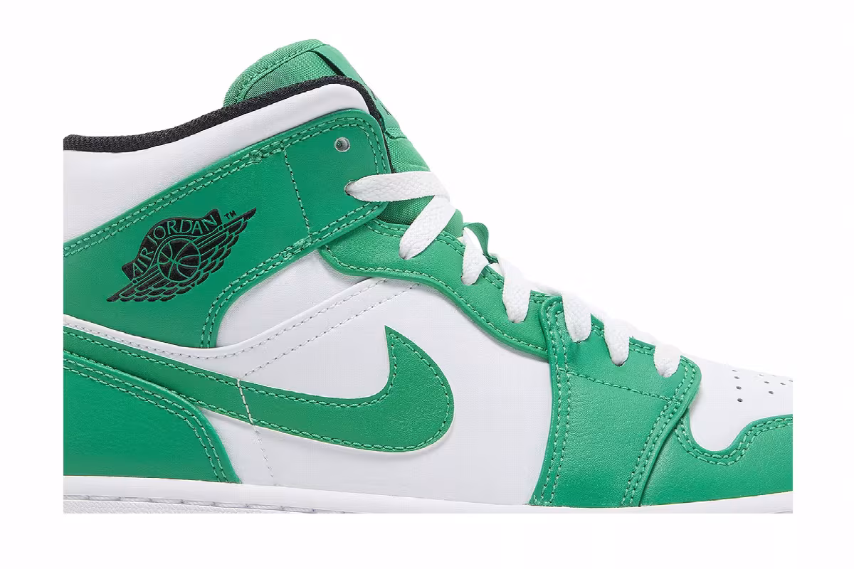 Air Jordan 1 Mid Lucky Green, view 3