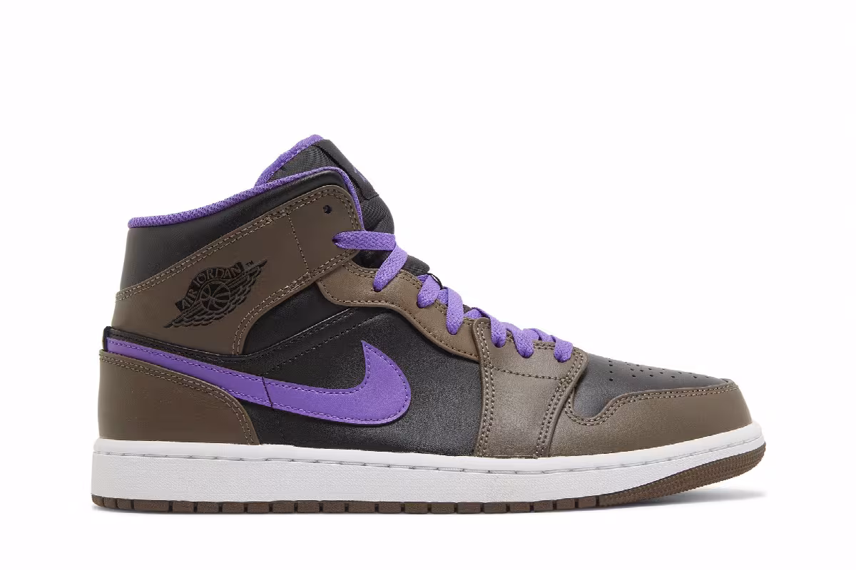 Air Jordan 1 Mid Palomino, view 2