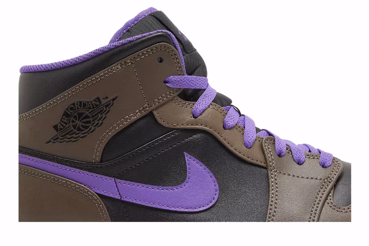 Air Jordan 1 Mid Palomino, view 3