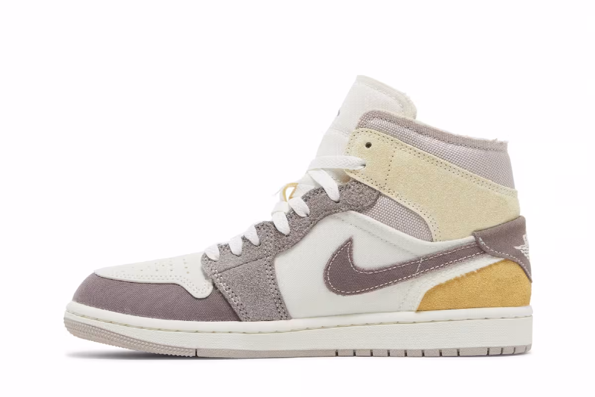 Air Jordan 1 Mid SE Craft Inside Out - Taupe Haze, view 4