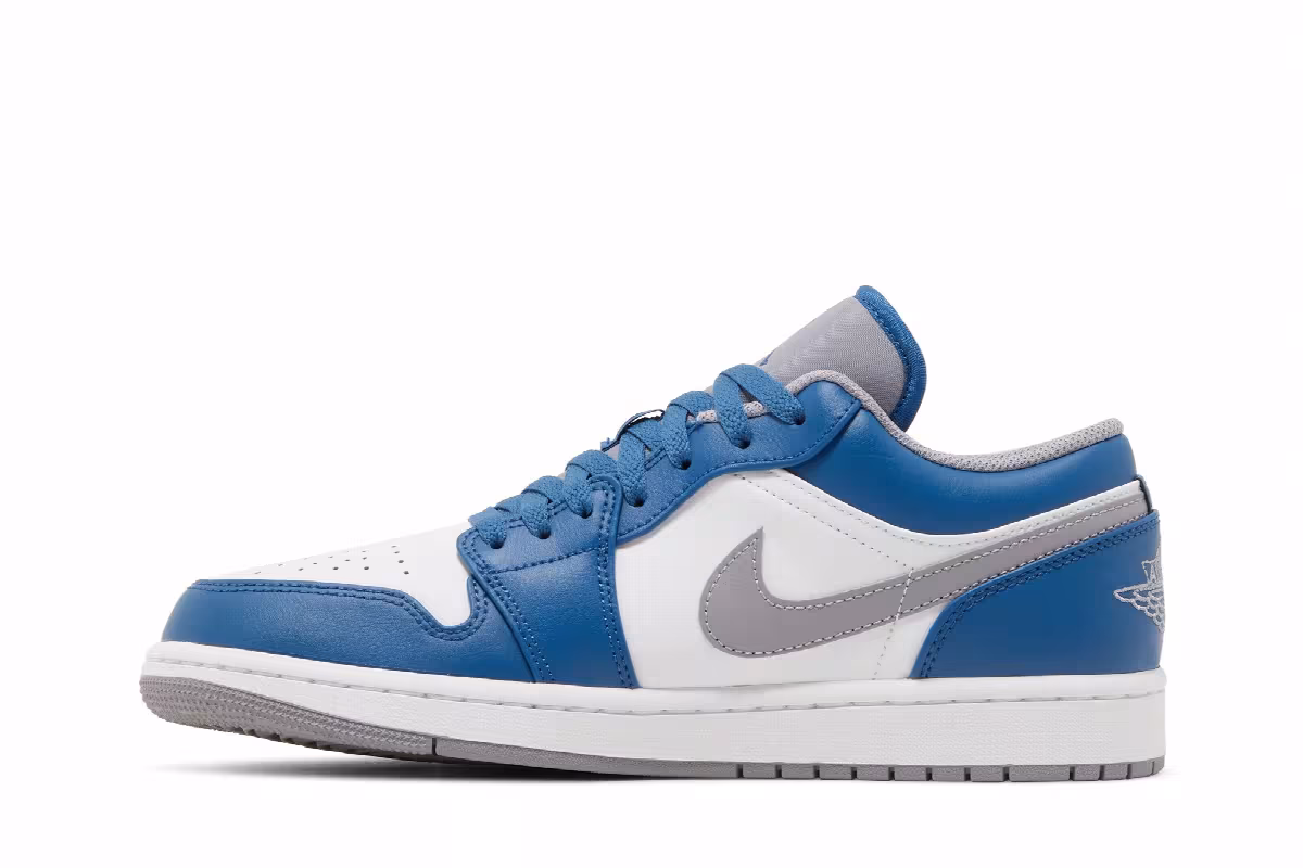 Air Jordan 1 Low True Blue Cement, view 4