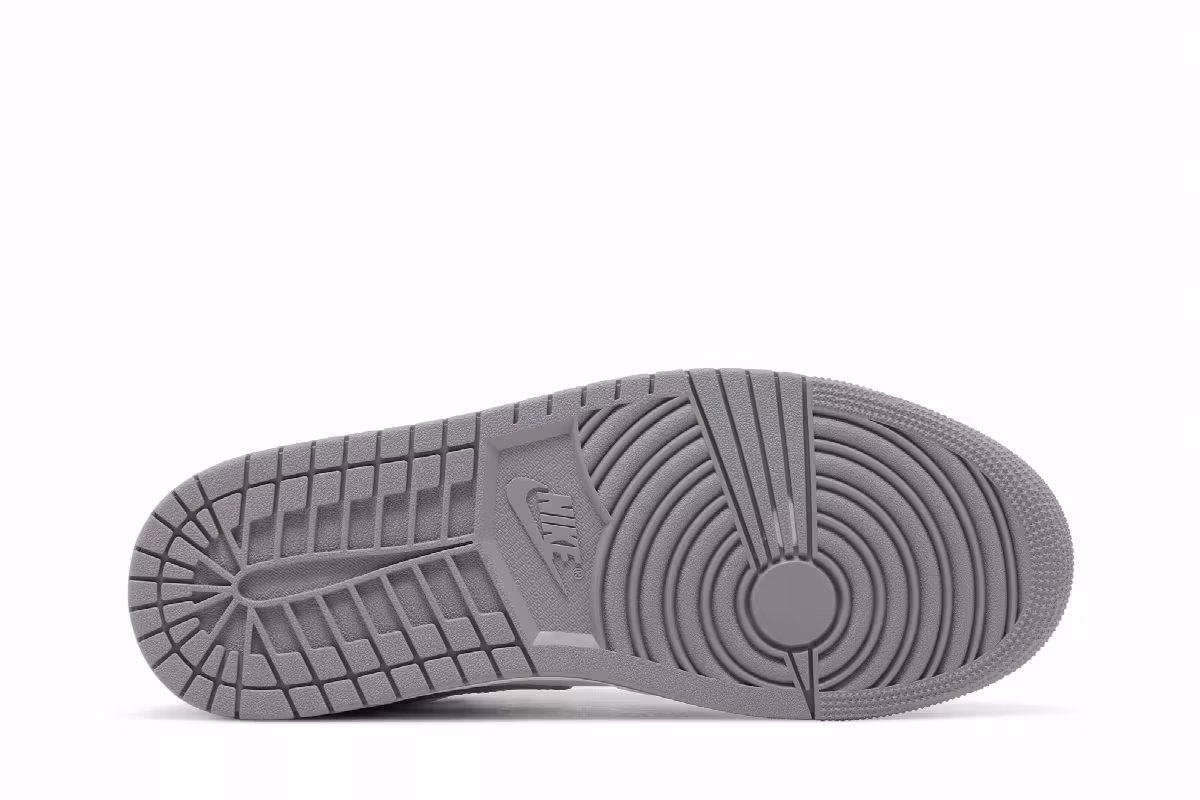 Air Jordan 1 Low True Blue Cement, view 5