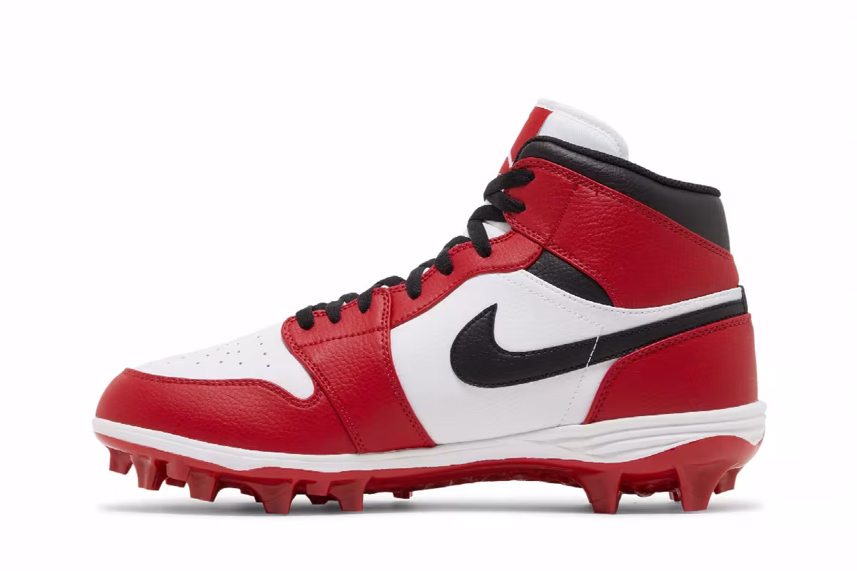 Air Jordan 1 Mid TD Cleat Chicago 2023, view 4